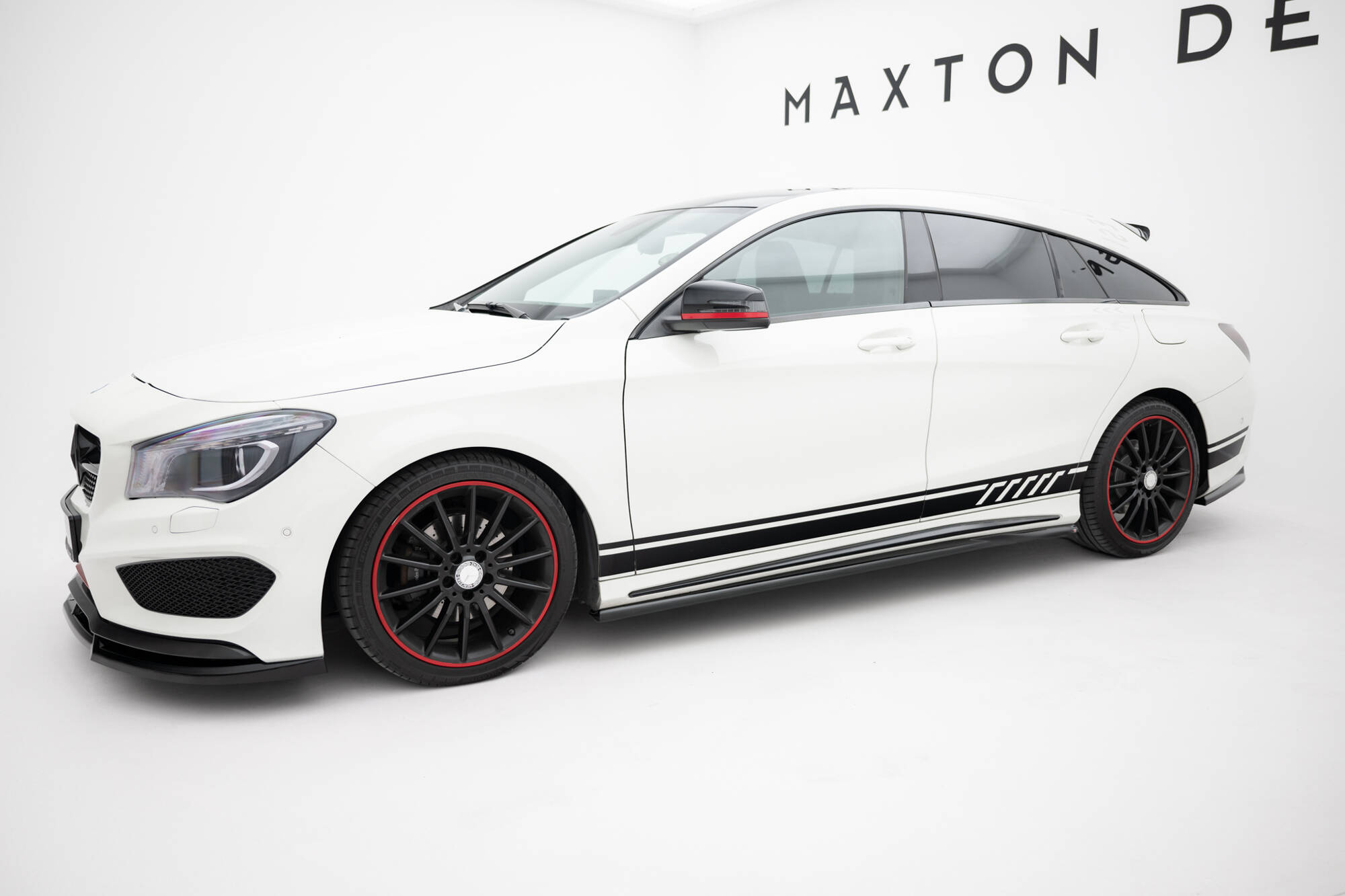 Sivuhelmat Mercedes-Benz CLA AMG-Line C117, Maxton-2