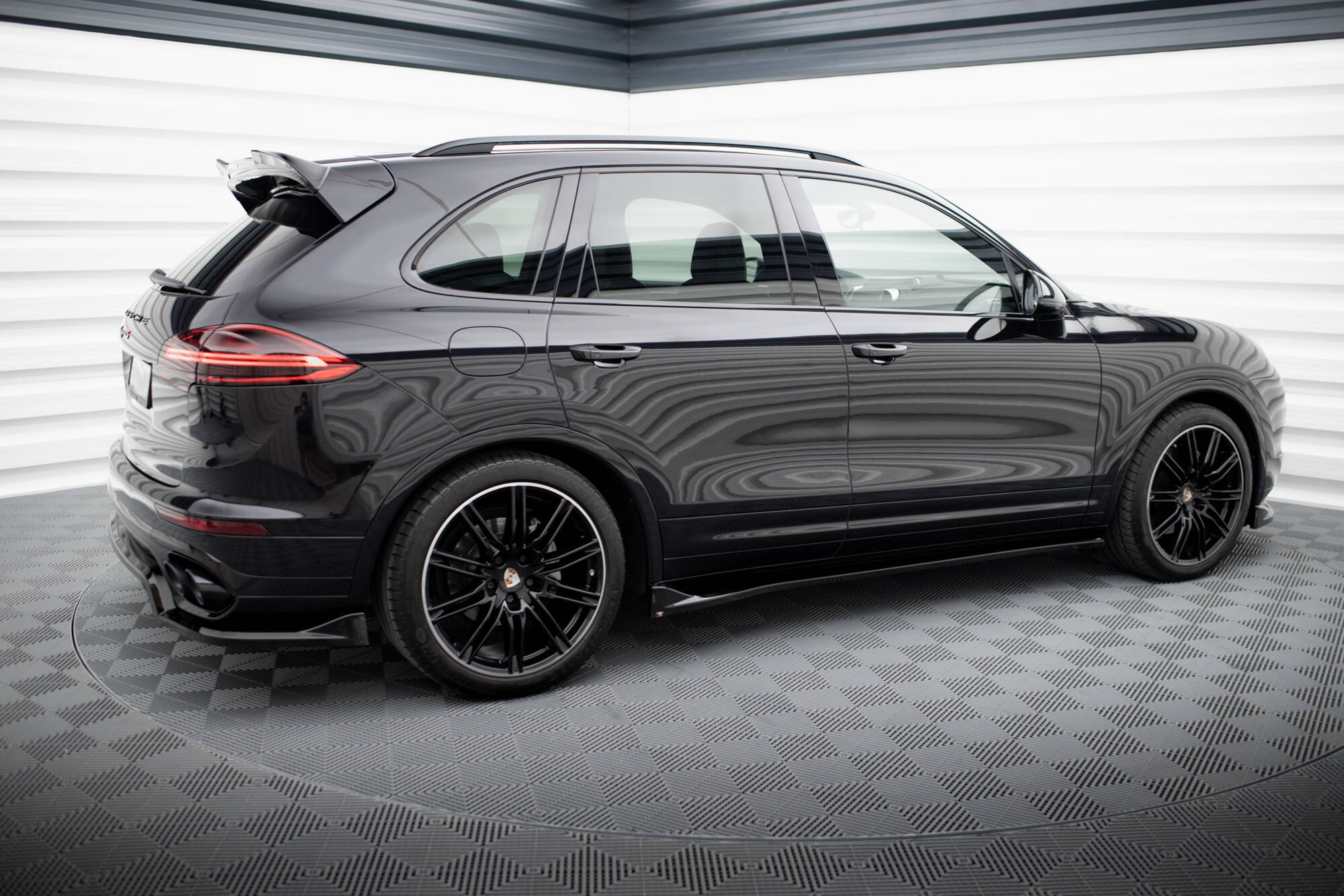 Maxton Sivuhelmat, Porsche Cayenne Mk2 FL (2014-2018)-2