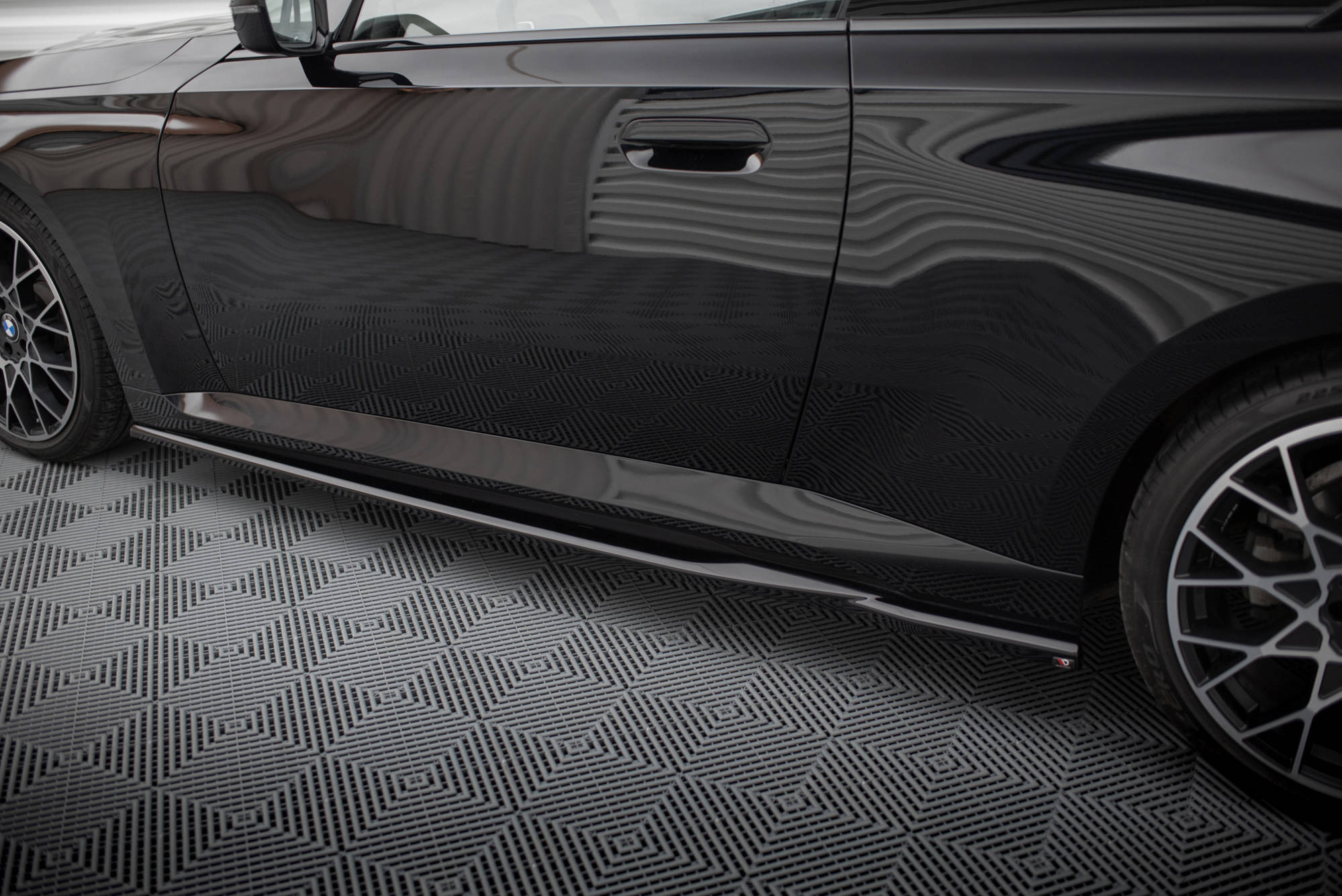 Sivuhelmat (V1) BMW 2 Coupe G42, Maxton-2