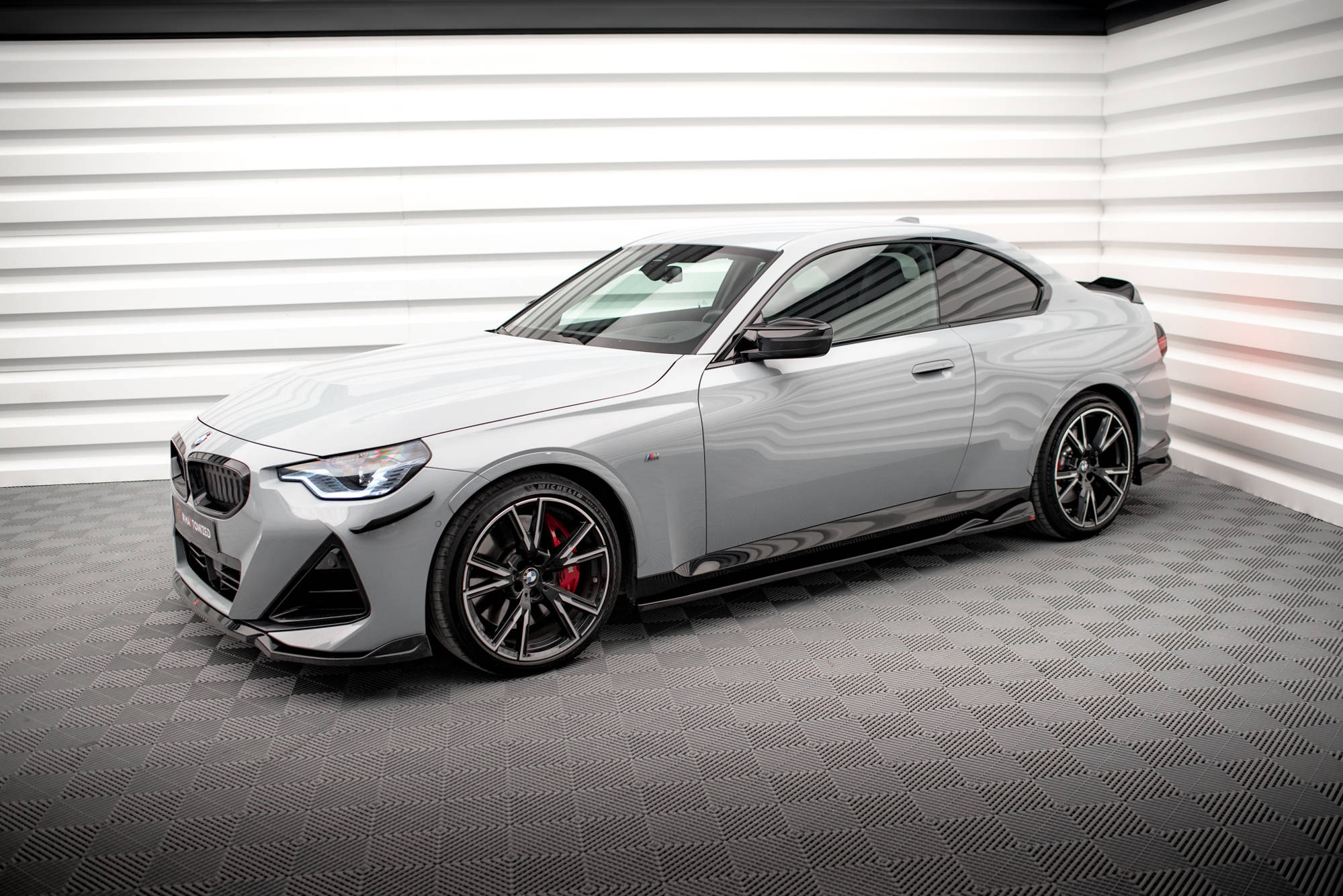 Sivuhelmat (V1) BMW 2 Coupe M-Pack / M240i G42, Maxton-2