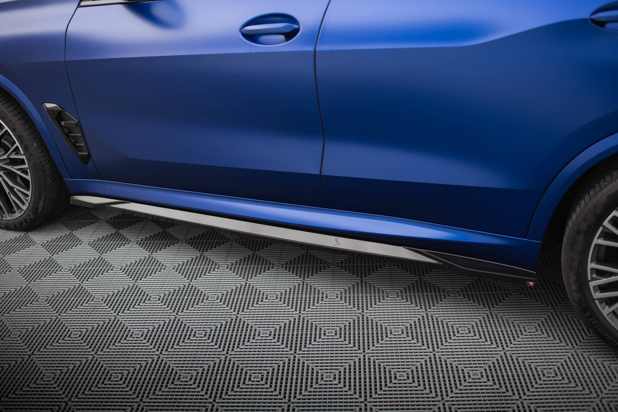 Sivuhelmat (V1) BMW X5 M-Pack G05 Facelift, Maxton-3