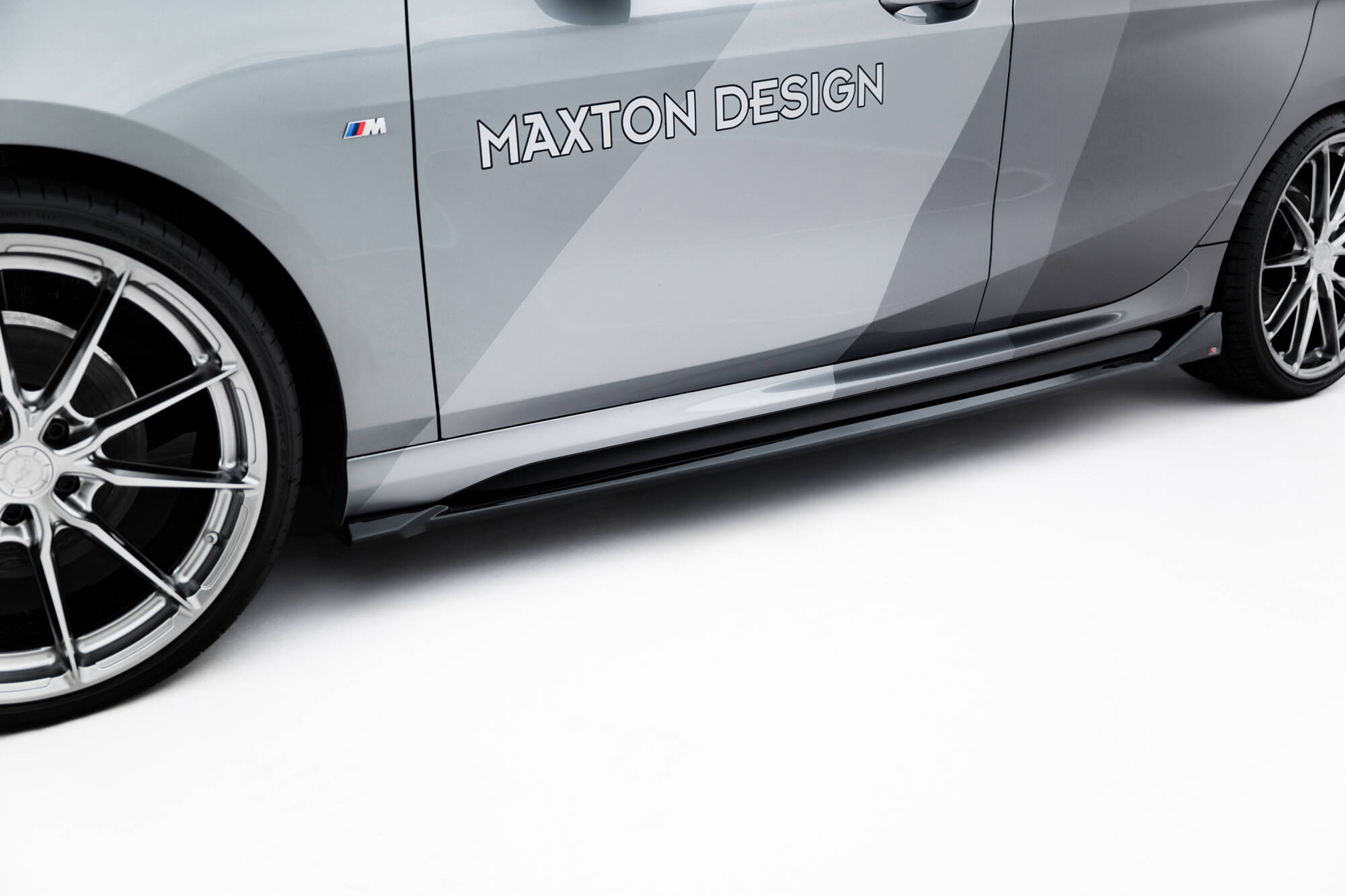 Sivuhelmat (V2) BMW M135i F70, Maxton