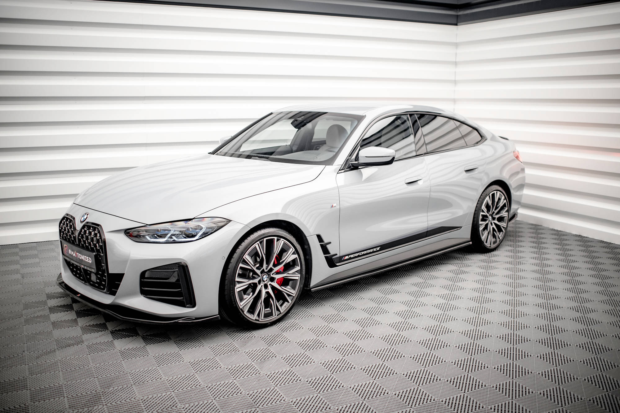 Sivuhelmat (V2) BMW i4 M-Pack G26, Maxton-2