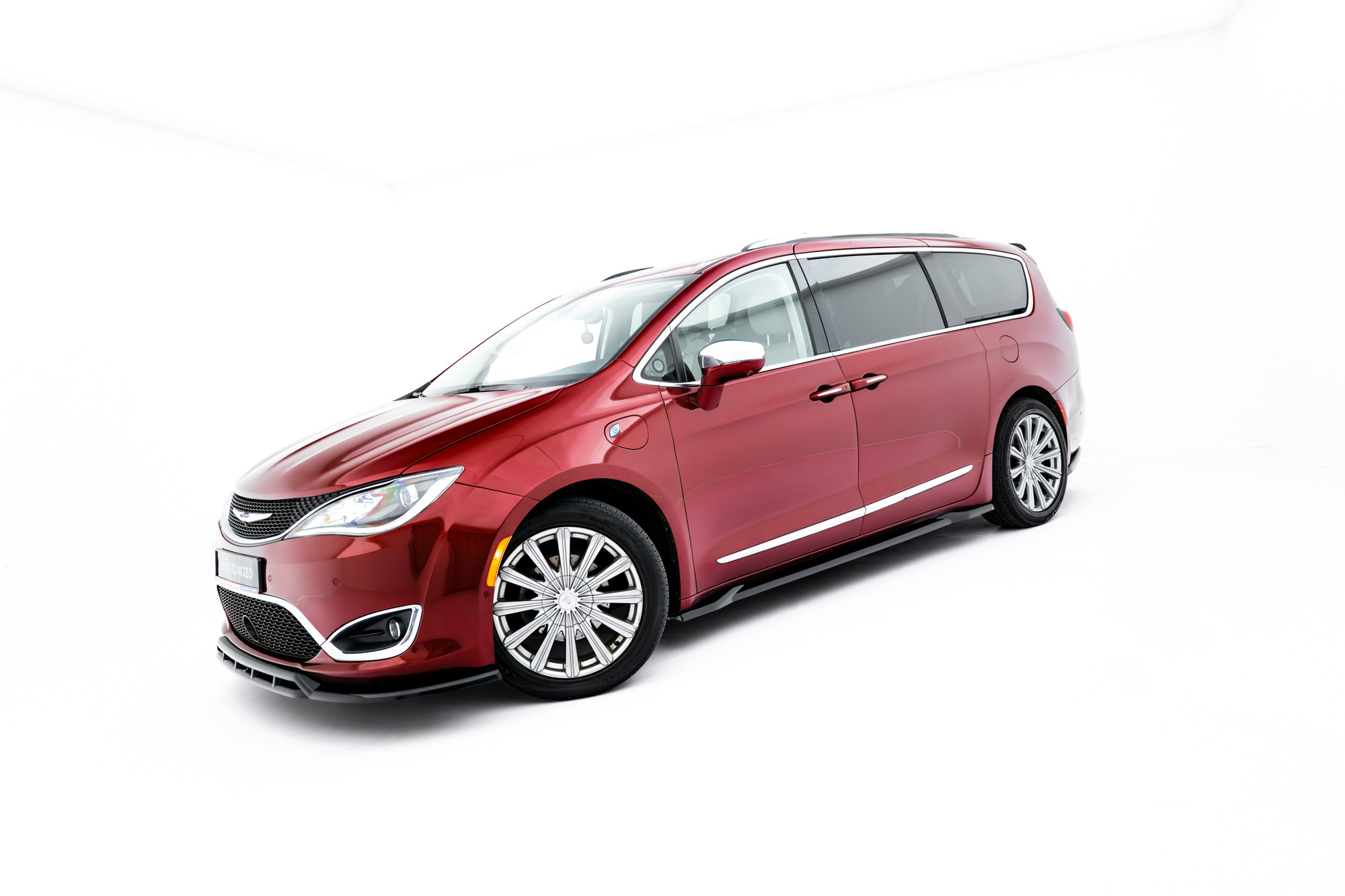 Sivuhelman levikkeet V.2 Chrysler Pacifica Mk2, Maxton-3