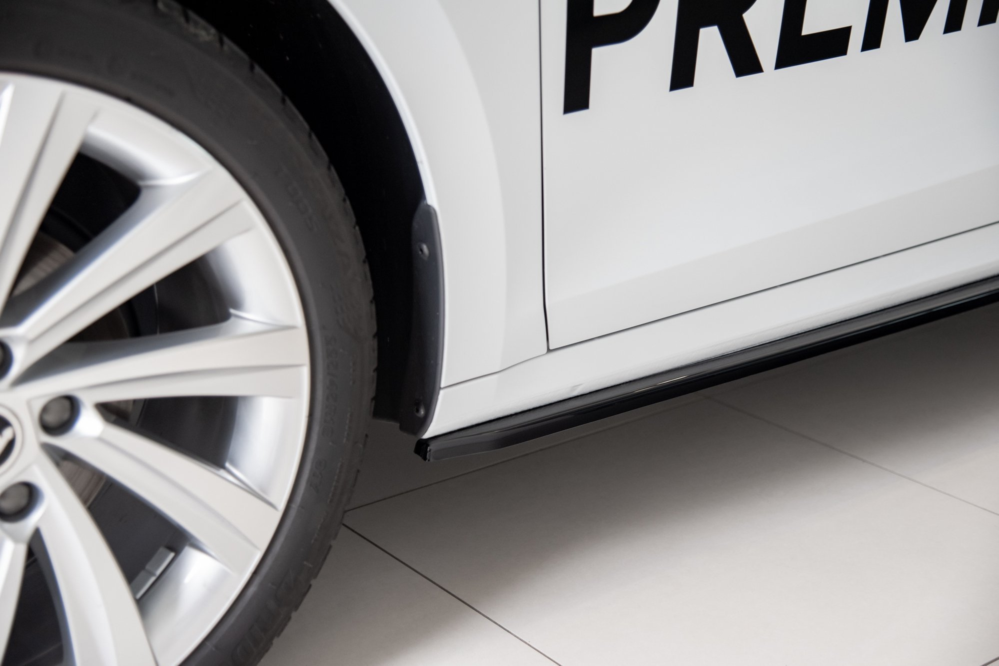 Sivuhelmat (V2) Skoda Octavia Mk4, Maxton-5