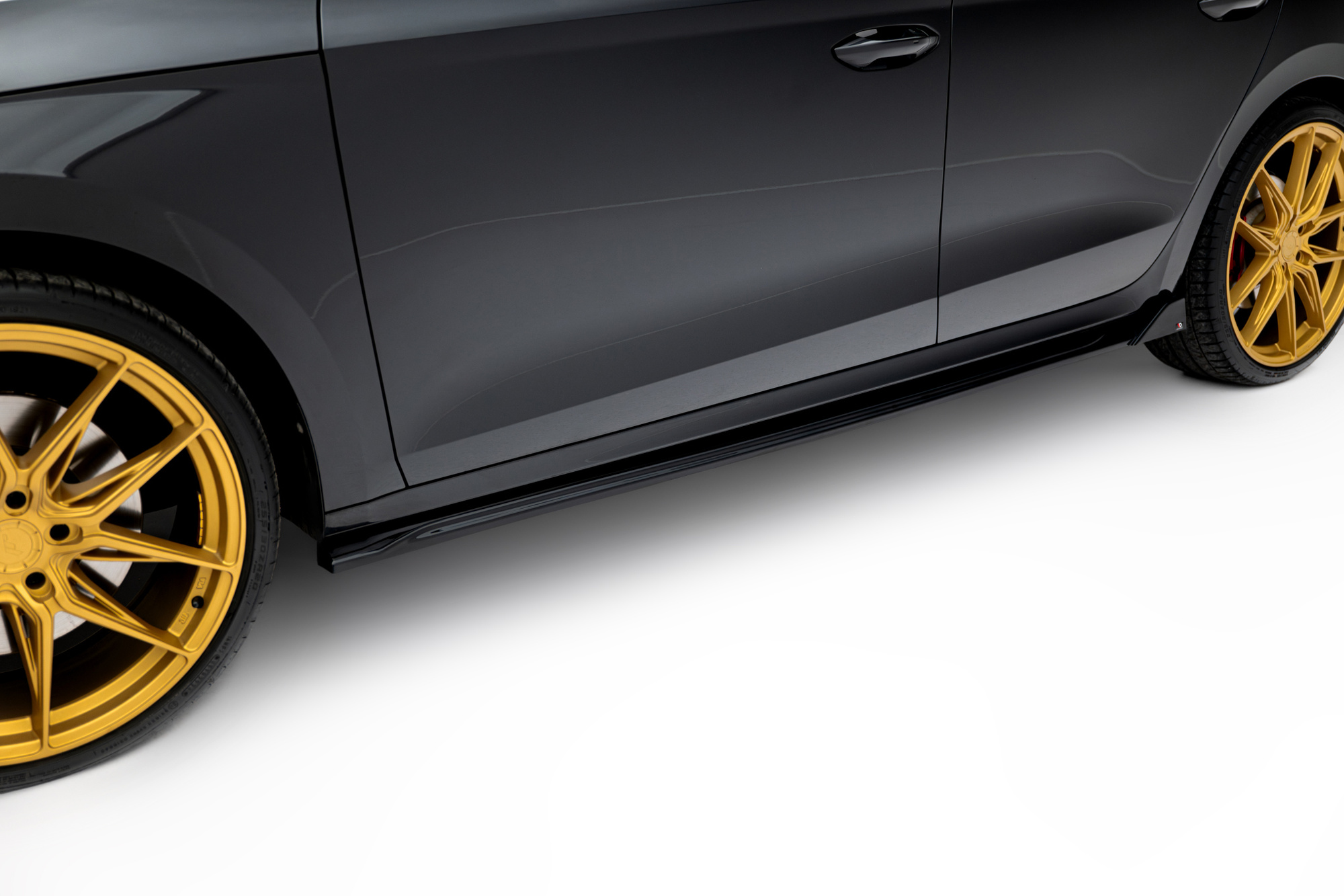 Sivuhelmat (V2) Skoda Octavia RS Liftback / Combi Mk4 Facelift, Maxton