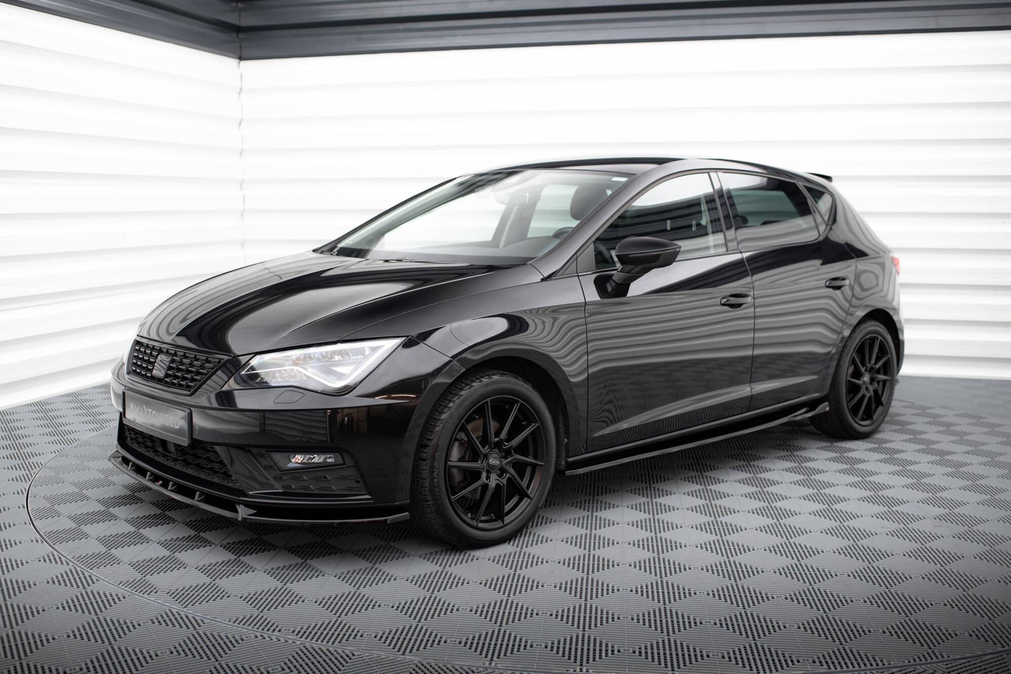 Sivuhelmat (V4) Seat Leon Cupra / FR Mk3 FL, Maxton-2