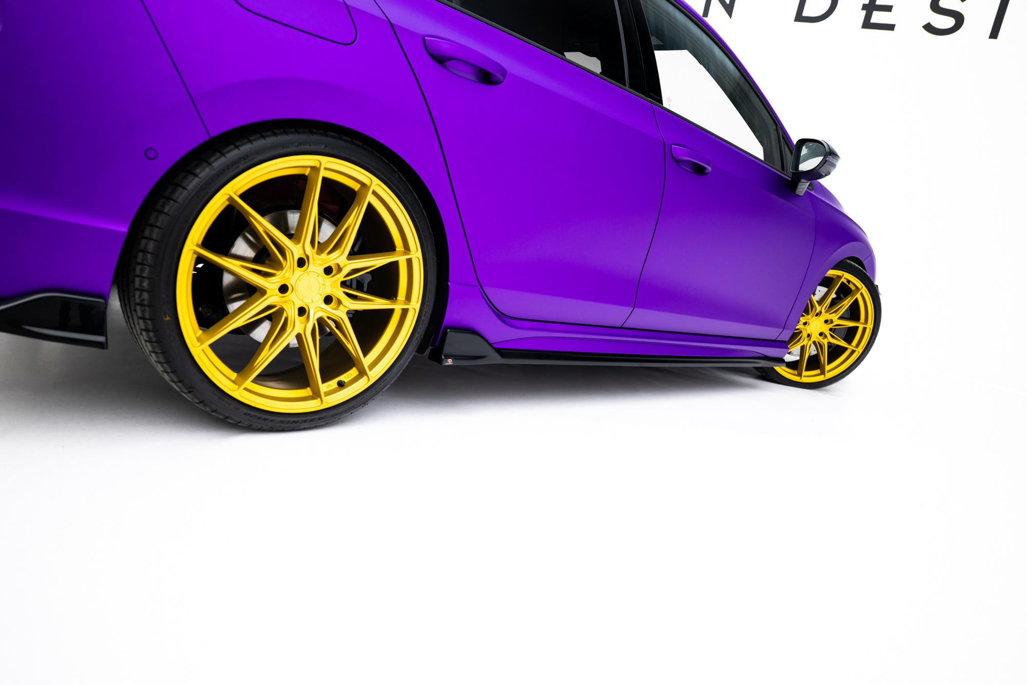 Sivuhelmat (V4) Volkswagen Golf R Mk8 / Mk8 Facelift, Maxton-2