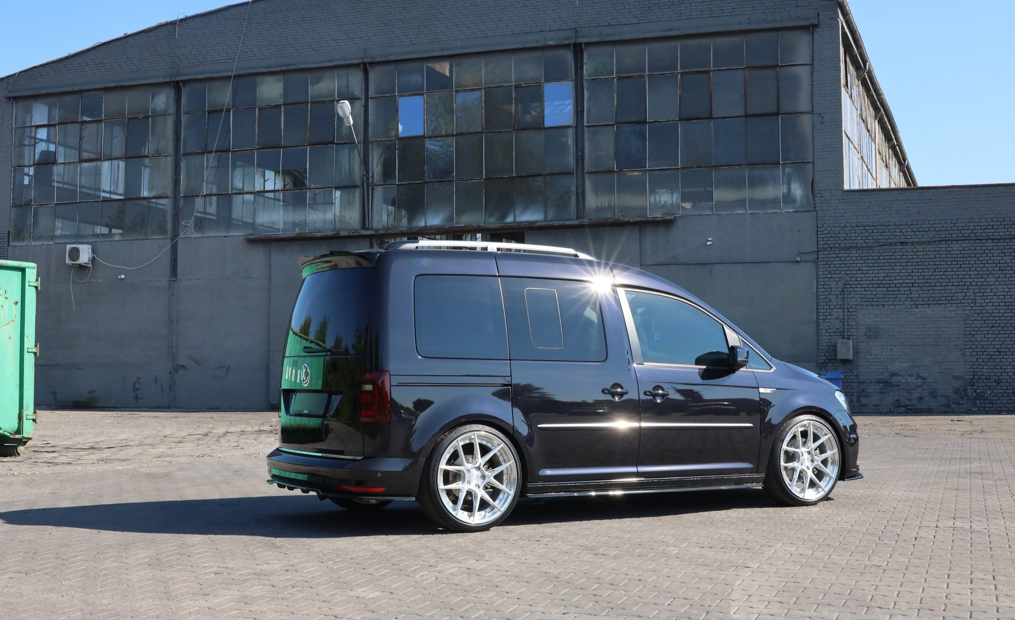Sivuhelmat Volkswagen Caddy Mk. 4, Maxton-4
