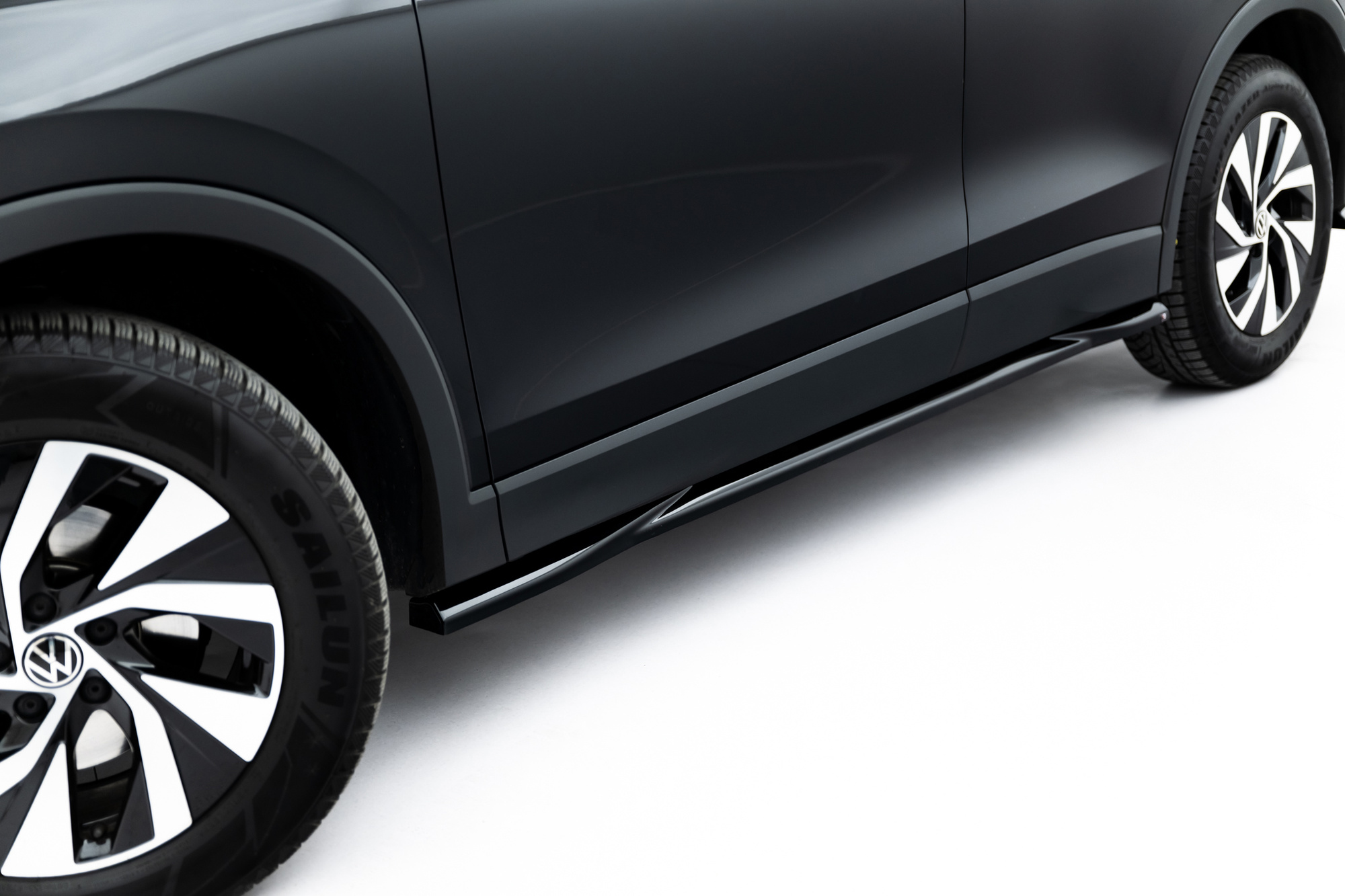 Sivuhelmat Volkswagen Tiguan Mk3, Maxton