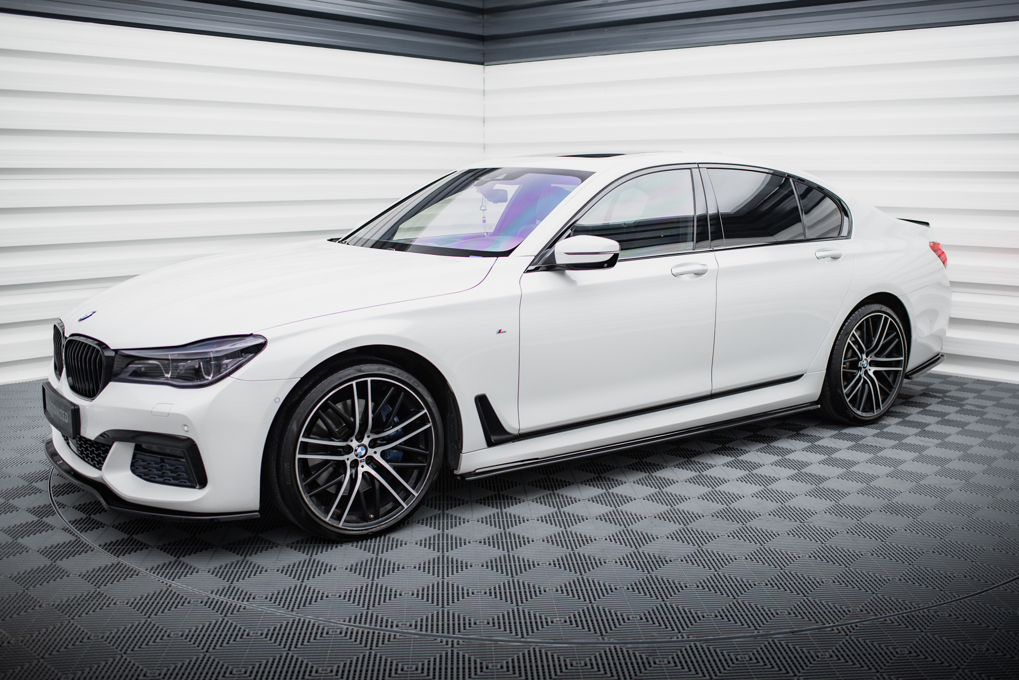 Sivuhelmat BMW 7 M-Pack G11, Maxton-3