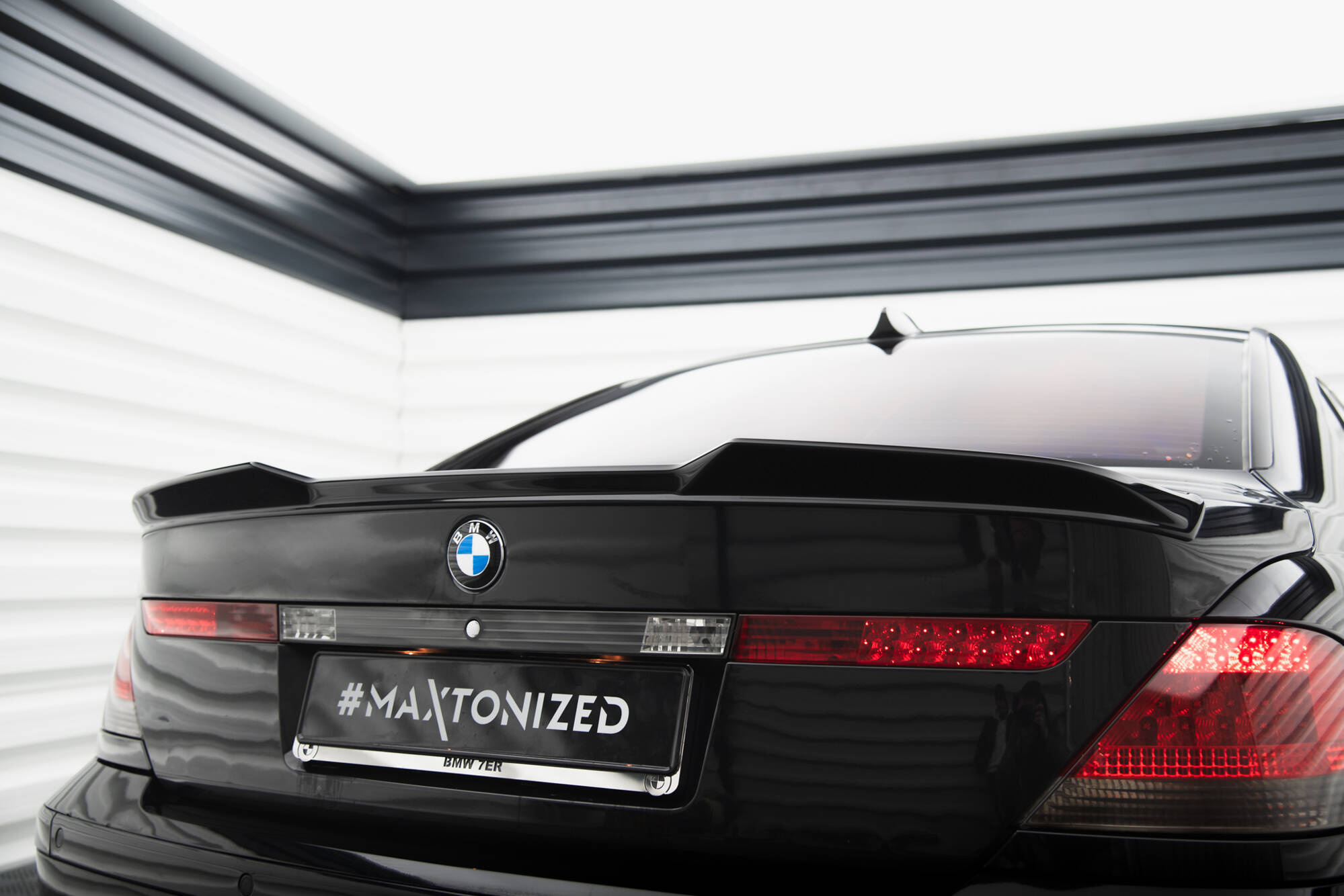 Spoilerilippa 3D BMW 7 E65, Maxton
