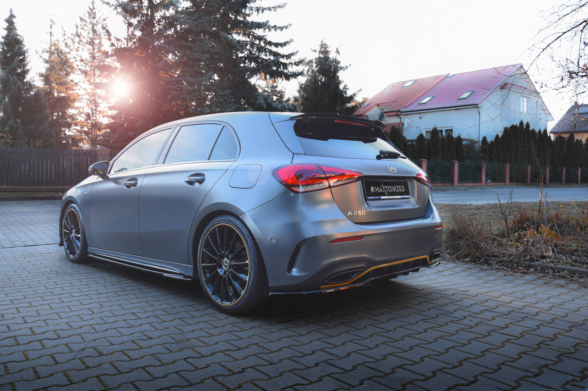 Spoilerilippa Mercedes-Benz A AMG-Line Hatchback W177, Maxton-2