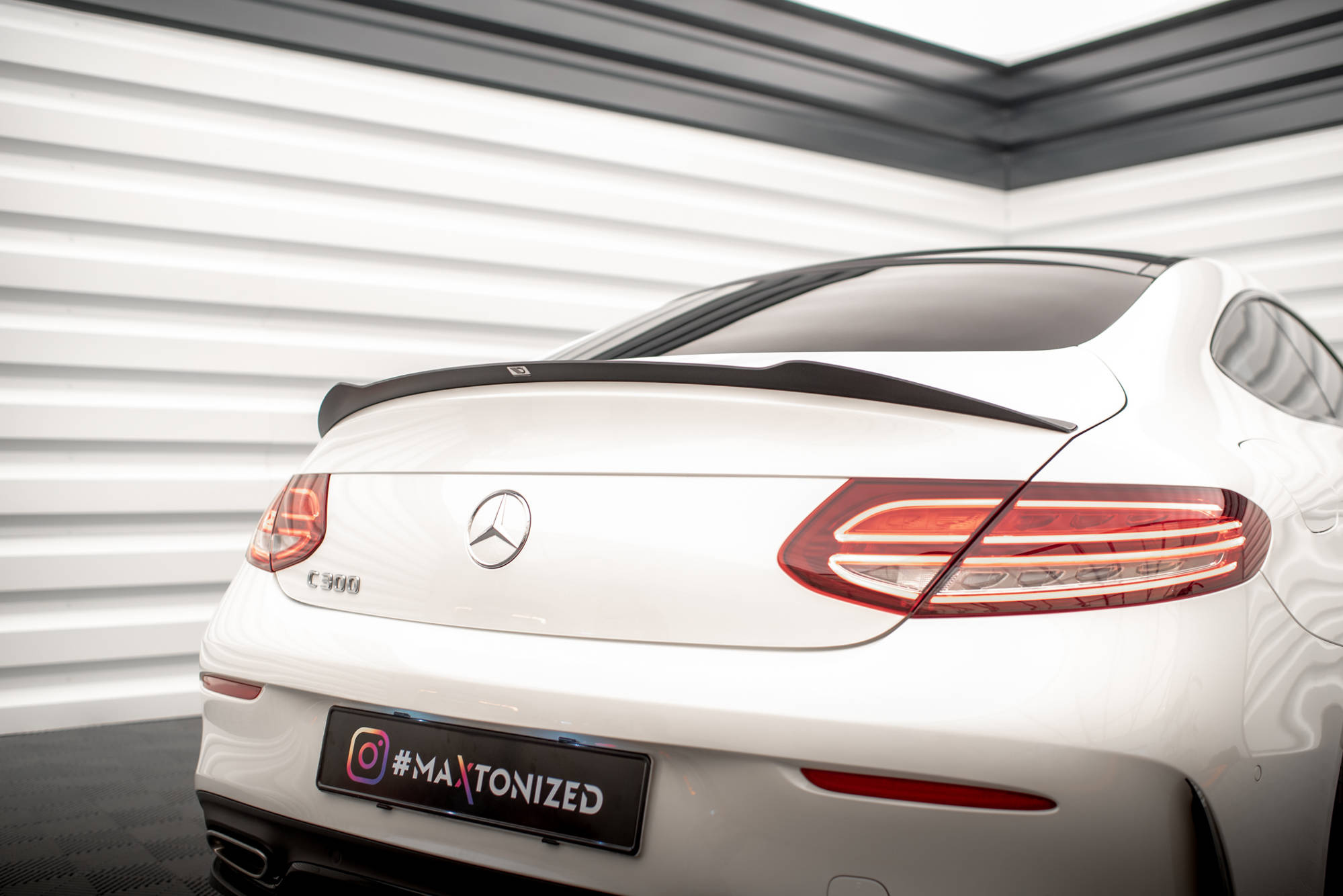 Spoilerilippa Mercedes- Benz C Coupe AMG-Line C205 Facelift, Maxton