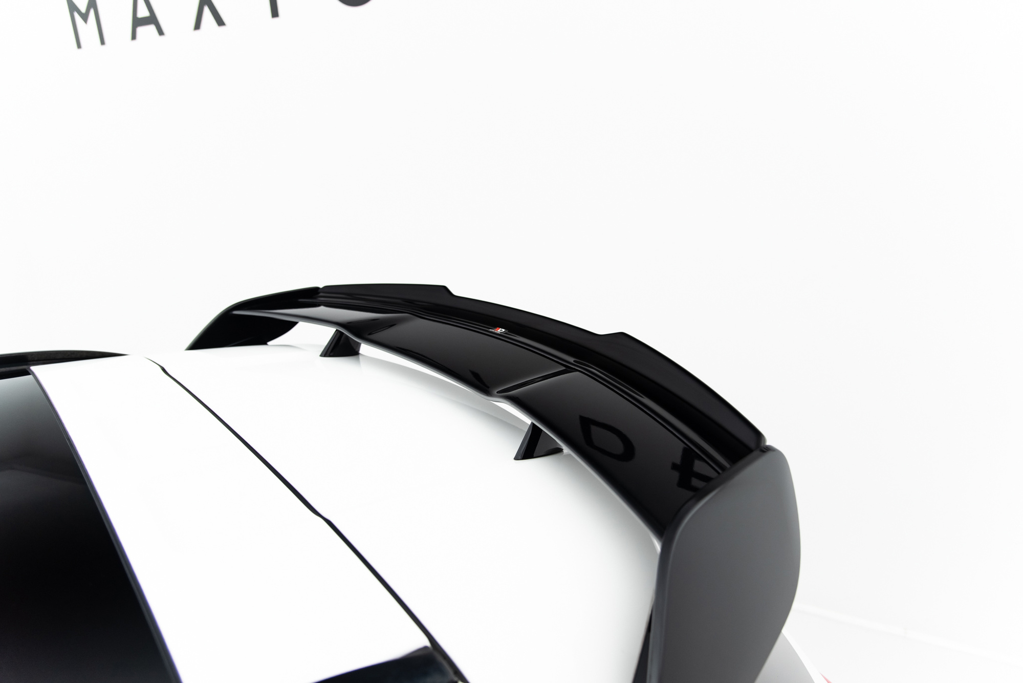 Spoilerilippa Mercedes-Benz GLA 45 AMG X156 Facelift, Maxton