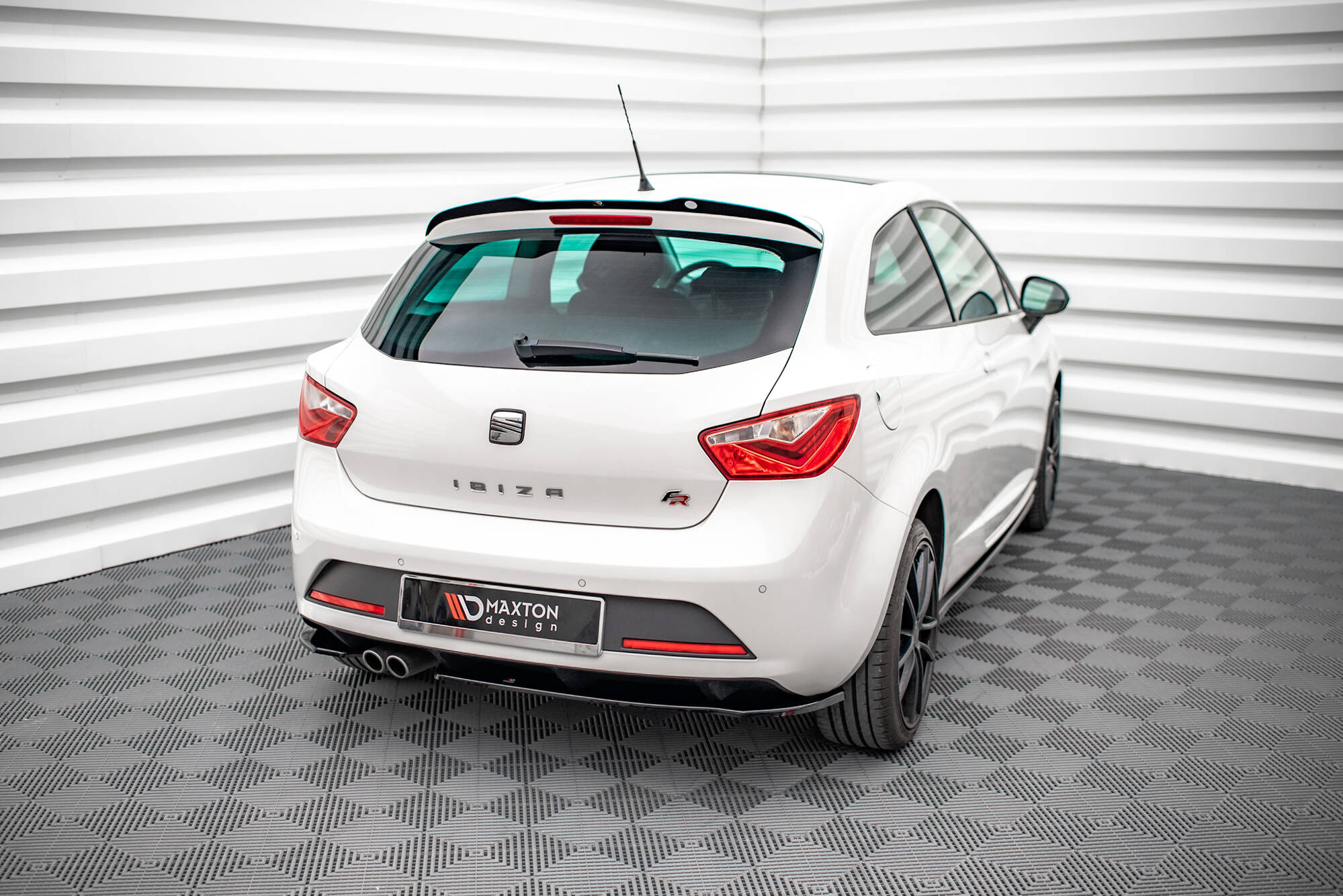 Spoilerilippa Seat Ibiza FR SC Mk4 Facelift, Maxton-3