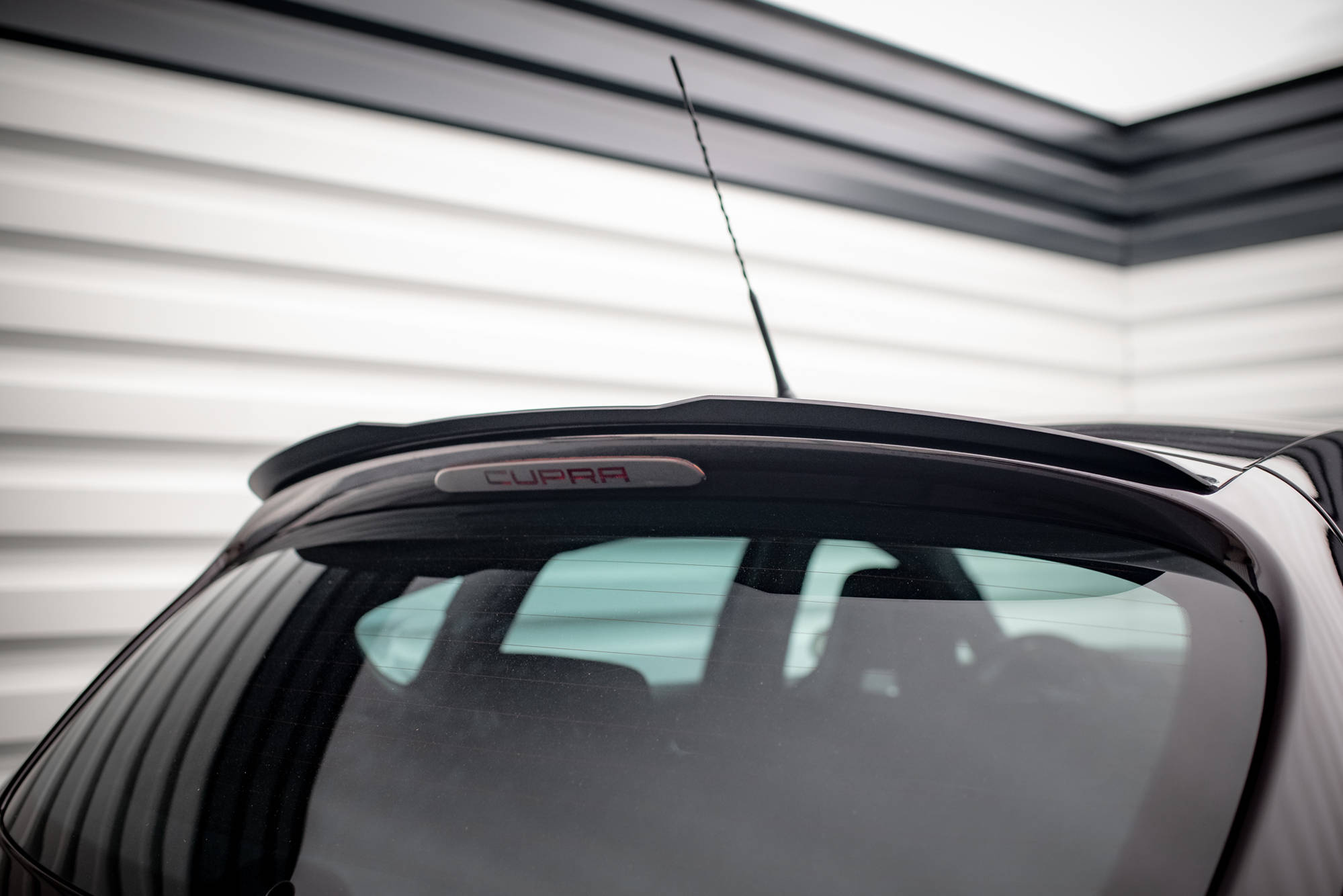 Spoilerilippa Seat Leon Cupra / FR Mk2, Maxton