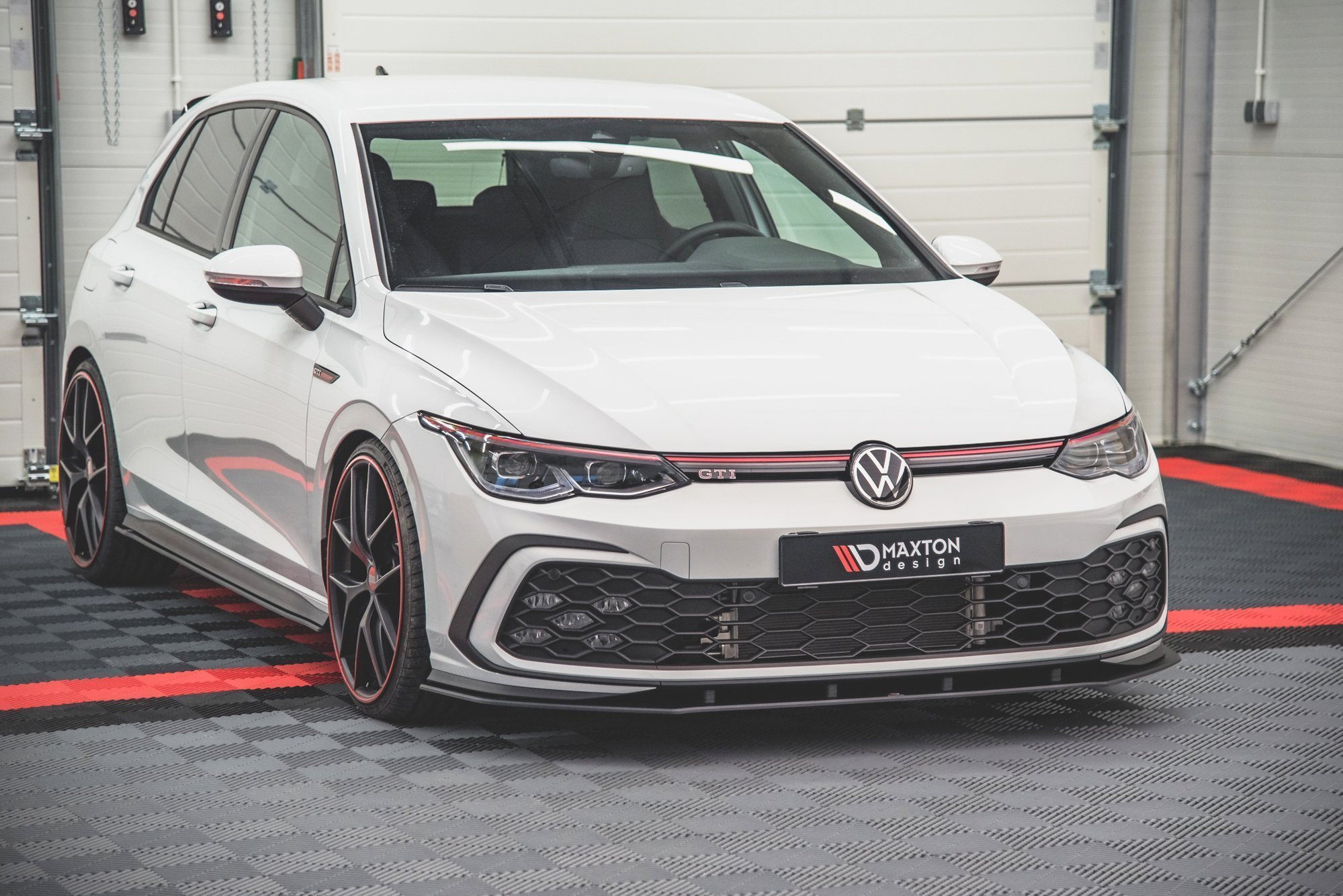 S-Pro Etusplitteri Volkswagen Golf GTI / GTE / GTD / R-Line Mk8, Maxton