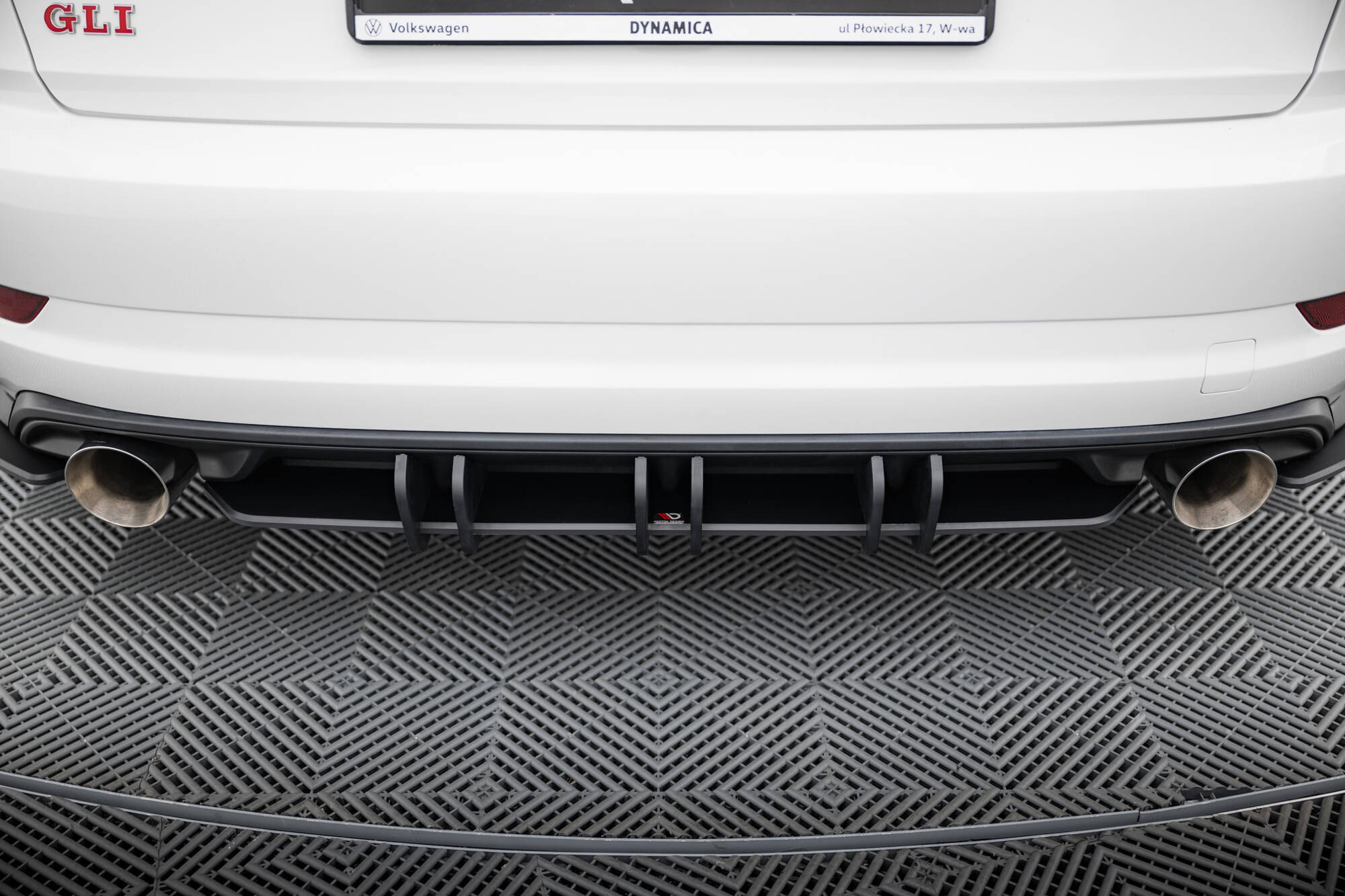 S-Pro Takadiffuusori Volkswagen Jetta GLI Mk7, Maxton-3