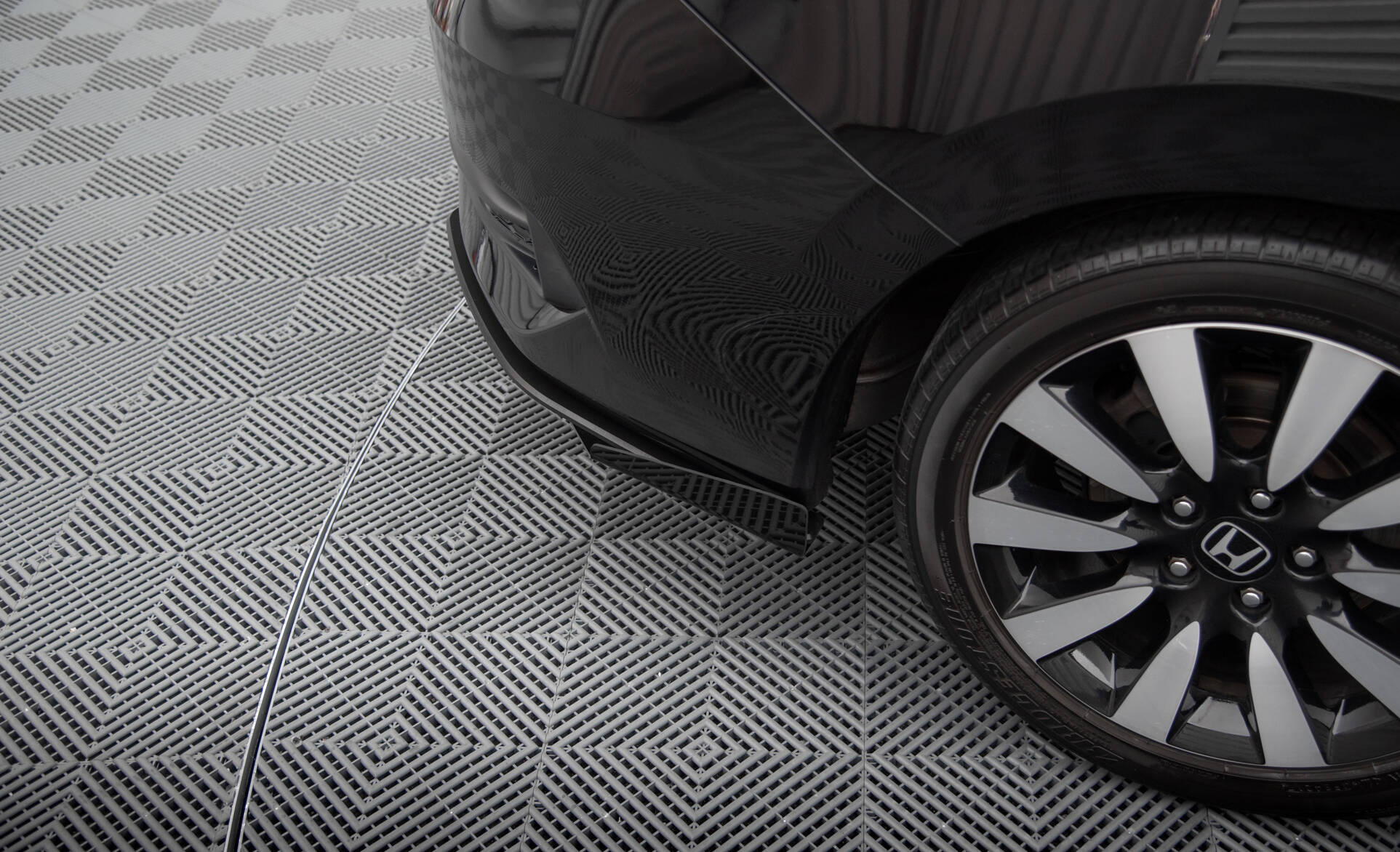 S-Pro Taka sivusplitterit + Levikelipat Honda Civic Mk10, Maxton-5