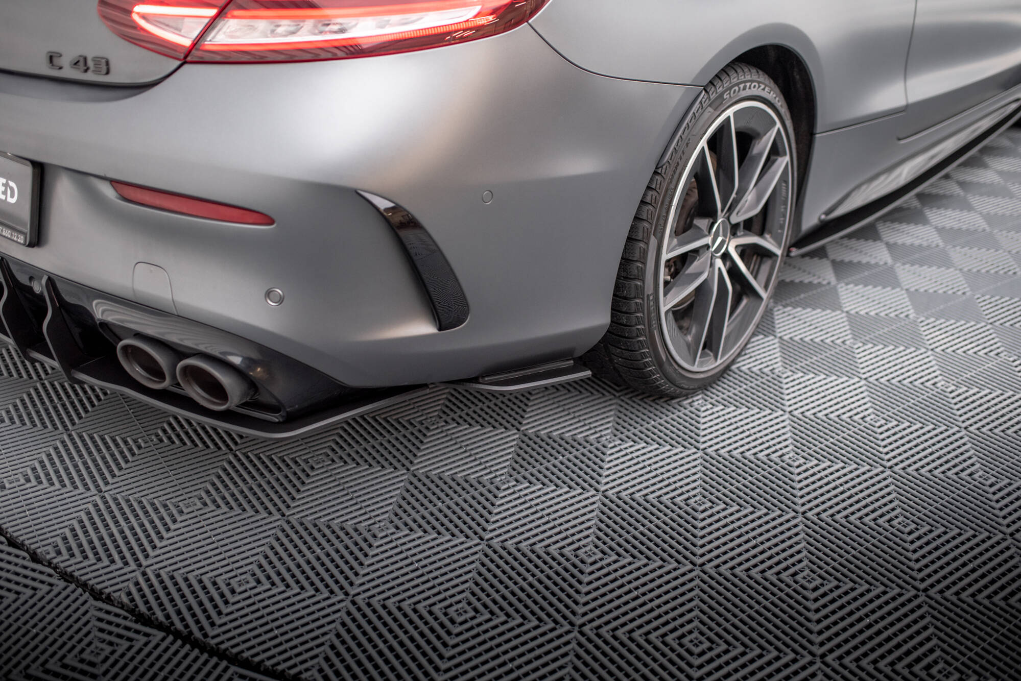 S-Pro Taka sivusplitterit Mercedes-AMG C43 Coupe / Cabrio C205, Maxton