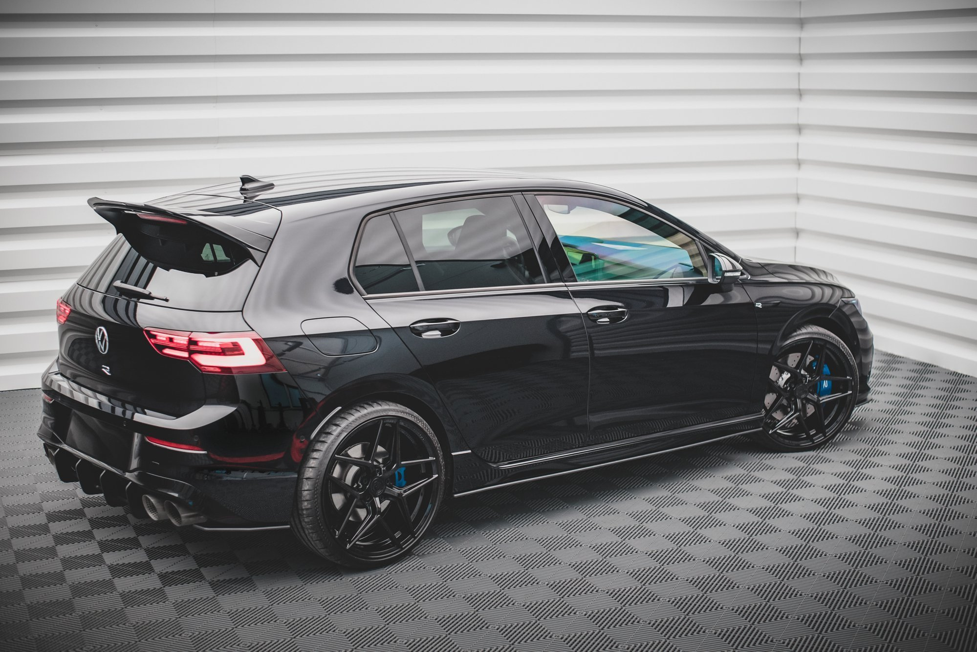 S-Pro Taka sivusplitterit (V1) Volkswagen Golf R Mk8 / Mk8 Facelift, Maxton-3
