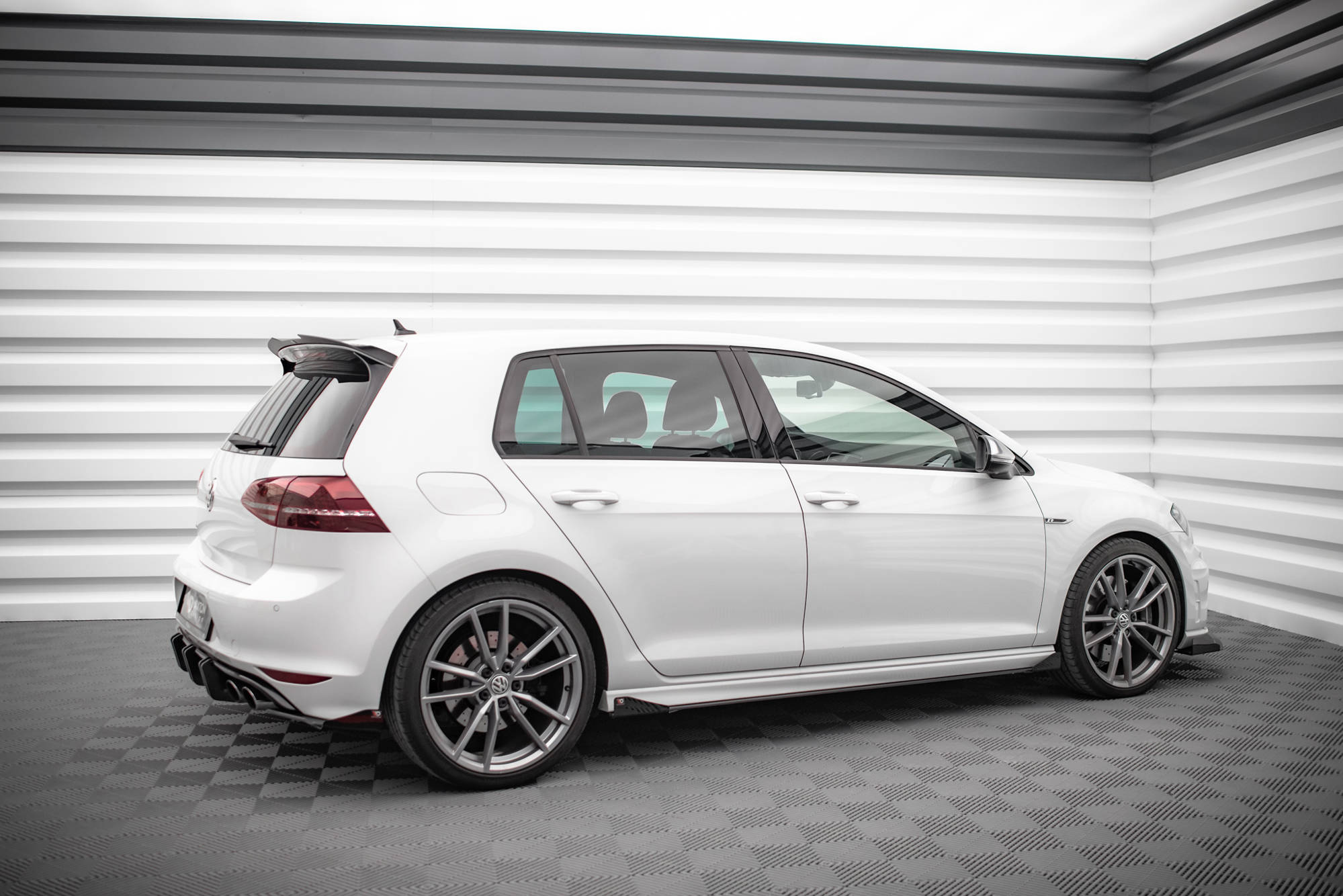 S-Pro Sivuhelmat + Levikelipat Volkswagen Golf R Mk7, Maxton-2
