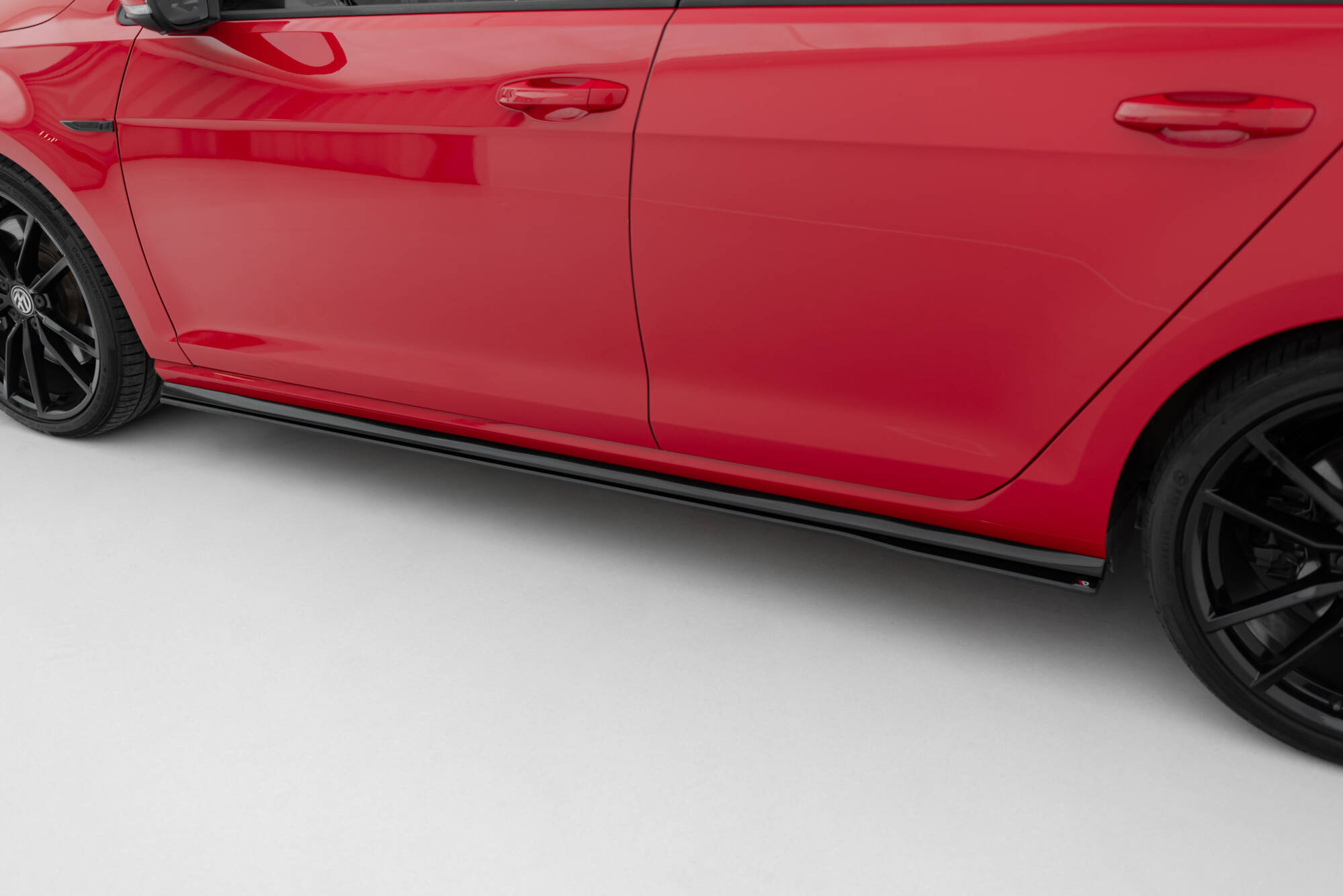 S-Pro Sivuhelmat Volkswagen Golf R / R-Line Mk7 Facelift, Maxton-3