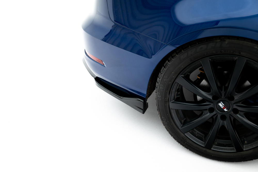 Maxton Takasplitterit, Audi A3 Sedan 8V-3